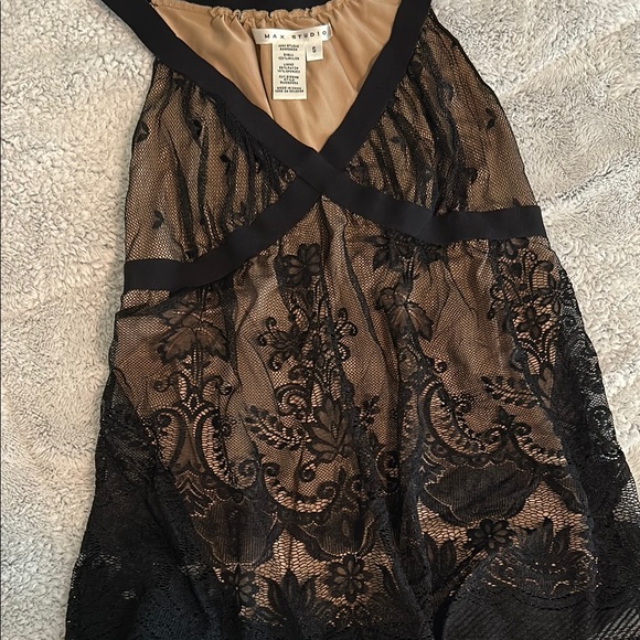 MAX STUDIO Black Lace & Nude Lined Top NWOT - Picture 4 of 5
